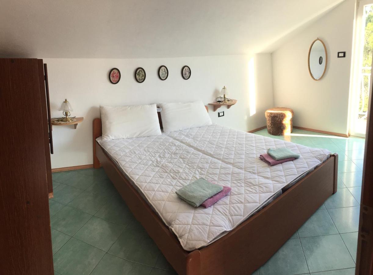 Lipovac Resort Ficus Bilice Exterior foto