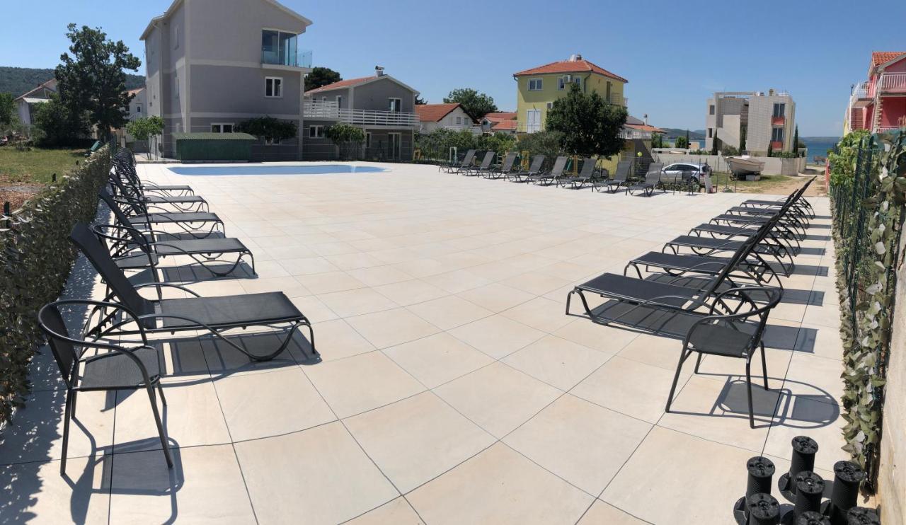 Lipovac Resort Ficus Bilice Exterior foto